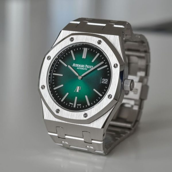 Audemars Pigiet Royal Oak Jumbo Extra thin Japanese Automatic Men’s Watch - Watch Studio