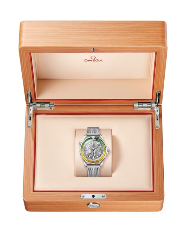 Omega Seamaster Diver 300m Jeams Bond 60th Anniversary Limited Edition Automatic Mens Watch