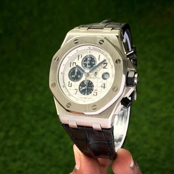 Audemars Piguet Offshore White Dial Men’s Sports Firstcopy Replica Watch
