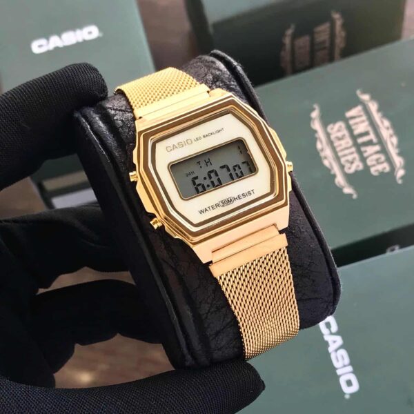 Casio Vintage firstcopy A700WM-7ADF Gold Digital Dial Mesh Band Watch