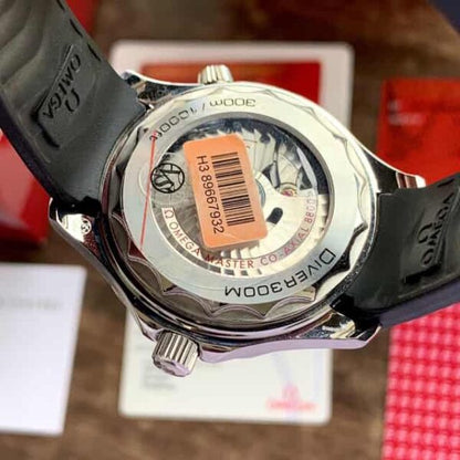 Omega Seamaster firstcopy Black Dial Swiss ETA Automatic Black Rubber Strap Men’s Watch