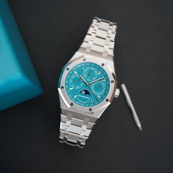 Audemars Piguet Perpetual Calendar UAE Men’s Sports Firstcopy Replica Watch