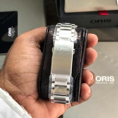 Oris Aquis Date Authentic Silver Green Dial Automatic Mens Watch