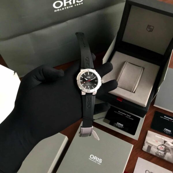 Oris Aquis Date Relief Men’s Sports Store Quality Firstcopy Replica ETA Watch