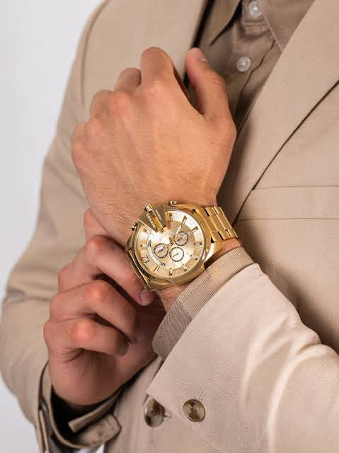 Diesel Mega Chief firstcopy DZ4379 Black & Grey Chronograph Men’s Watch