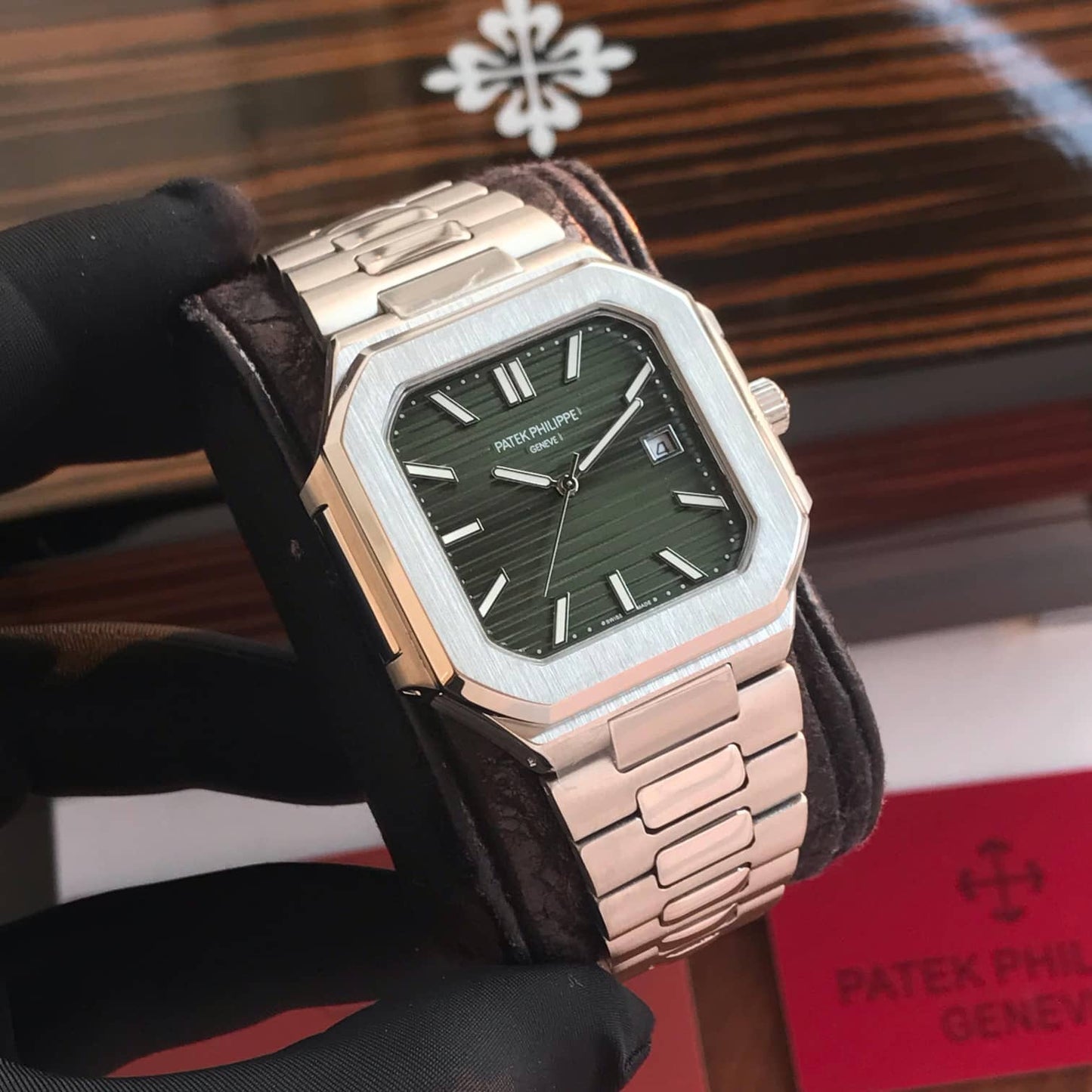 Patek Philippe Cubitus firstcopy Stainless Steel Olive Green Dial Men’s Watch